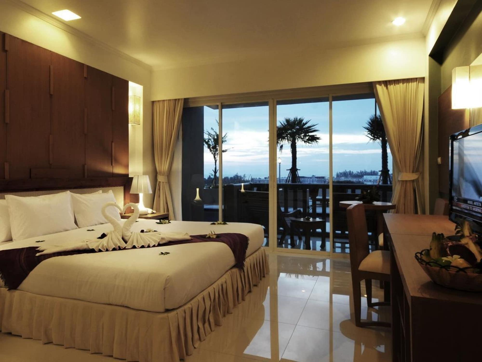 Princess Seaview Resort & Spa - Sha Plus Karon Exterior photo